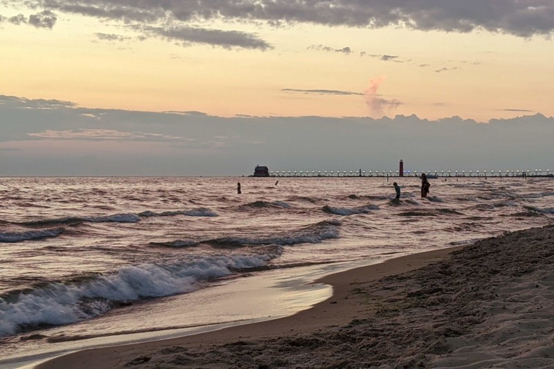 August evening at Grand Haven City Beach5