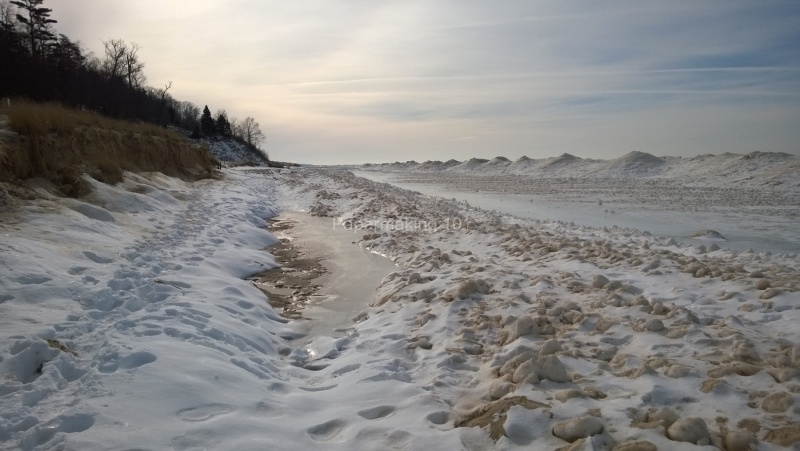 Shoreline ice trail